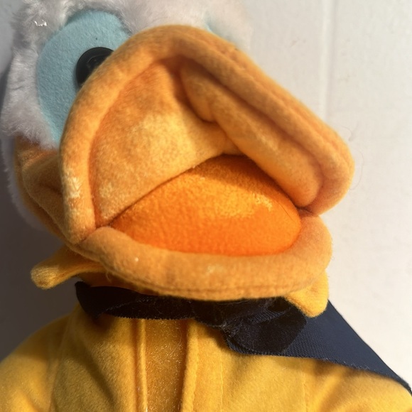 RARE HARD TO FIND Vtg 1989 Donald Duck Plush MGM Opening Walt Disney Dinseyland - Picture 3 of 9